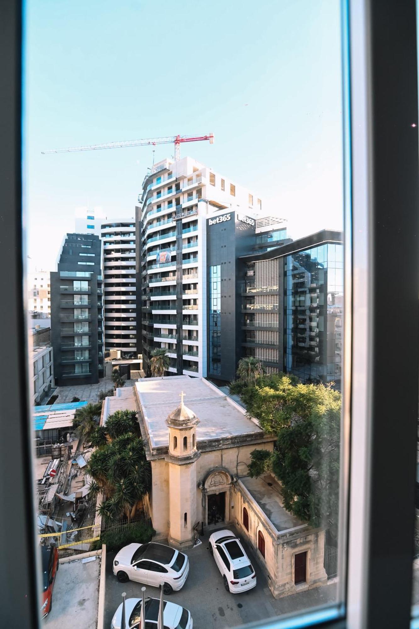 Bright 2 Bedroom Flat In Sliema! Luaran gambar