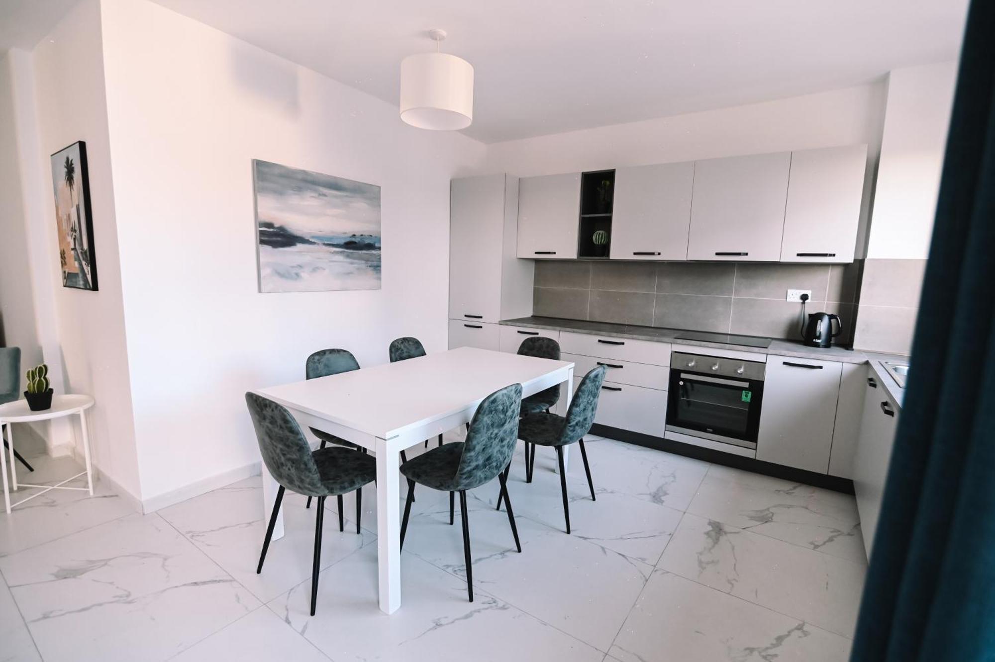 Bright 2 Bedroom Flat In Sliema! Luaran gambar