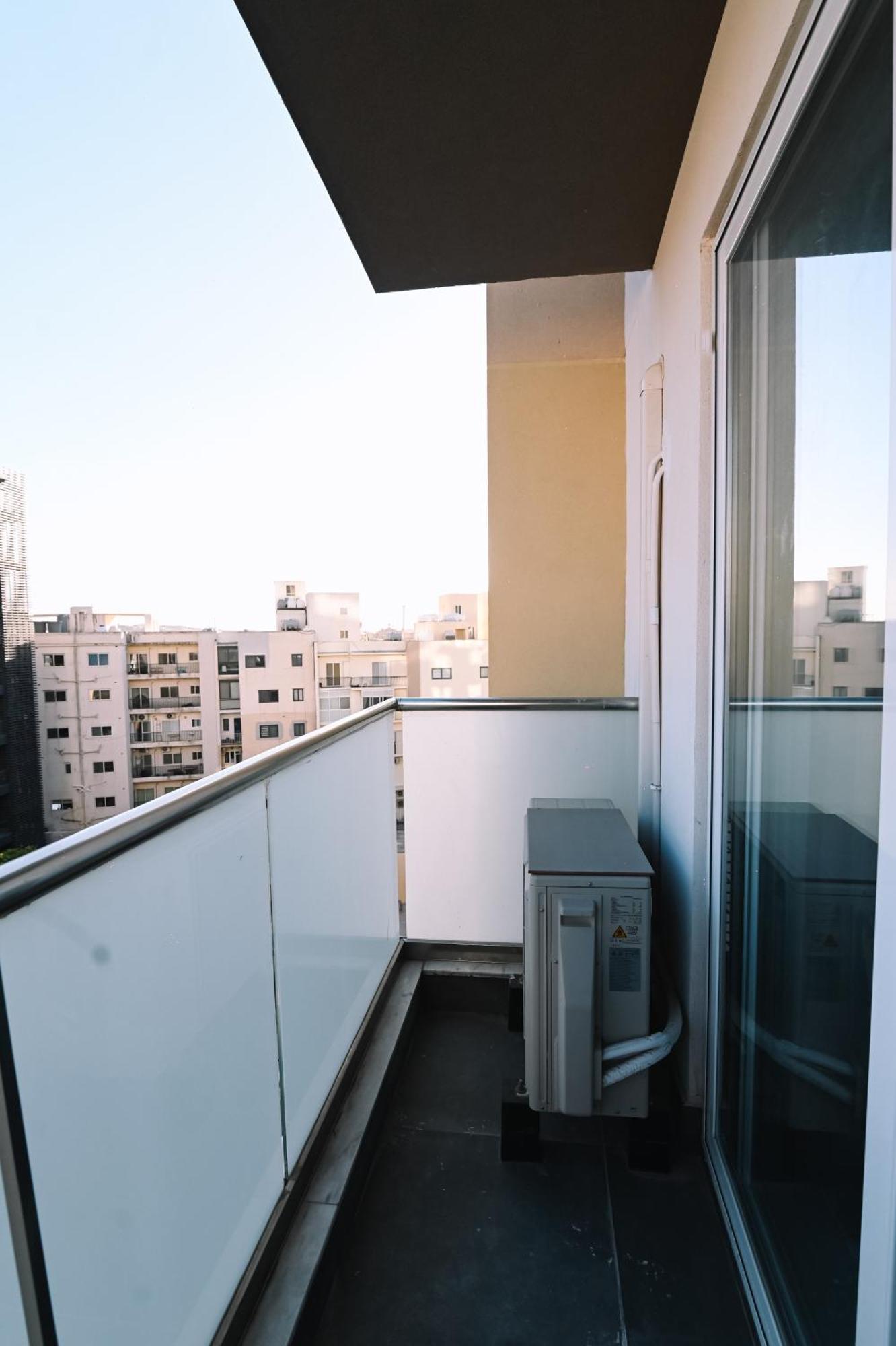Bright 2 Bedroom Flat In Sliema! Luaran gambar